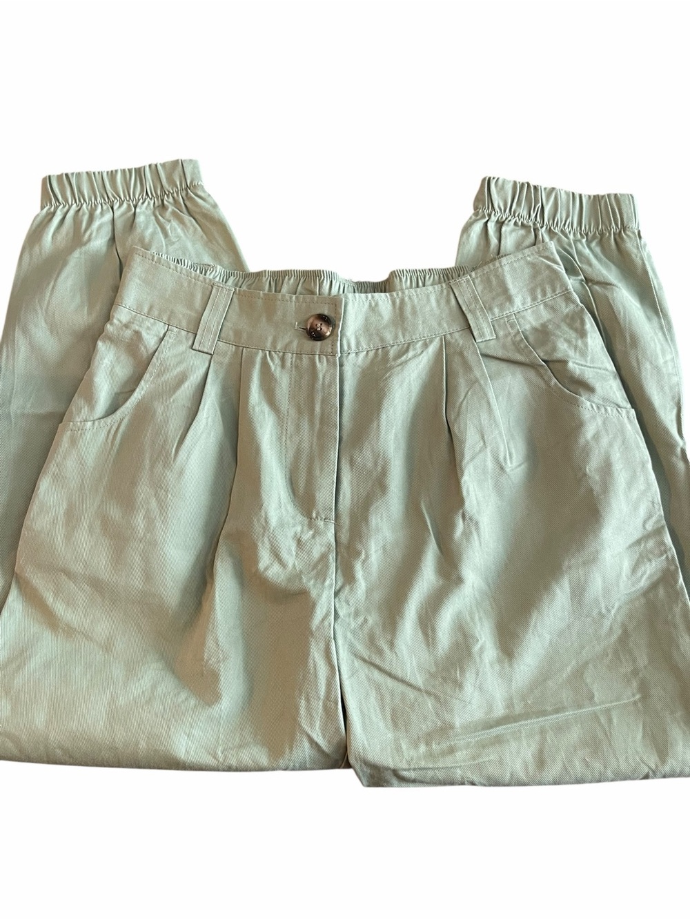 Halara Ankle Crop Pants in Light Green/Sage